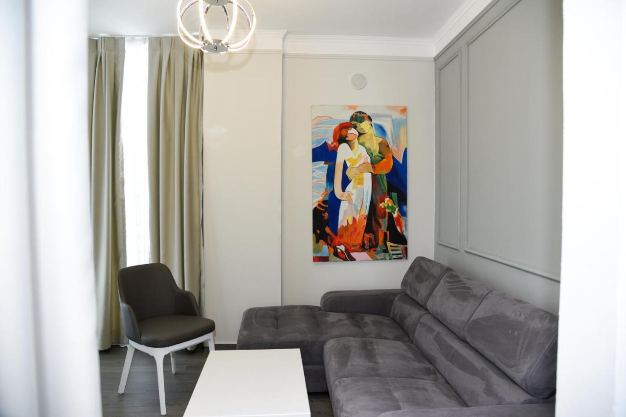 Hotel Imperiale Durrës Kültér fotó
