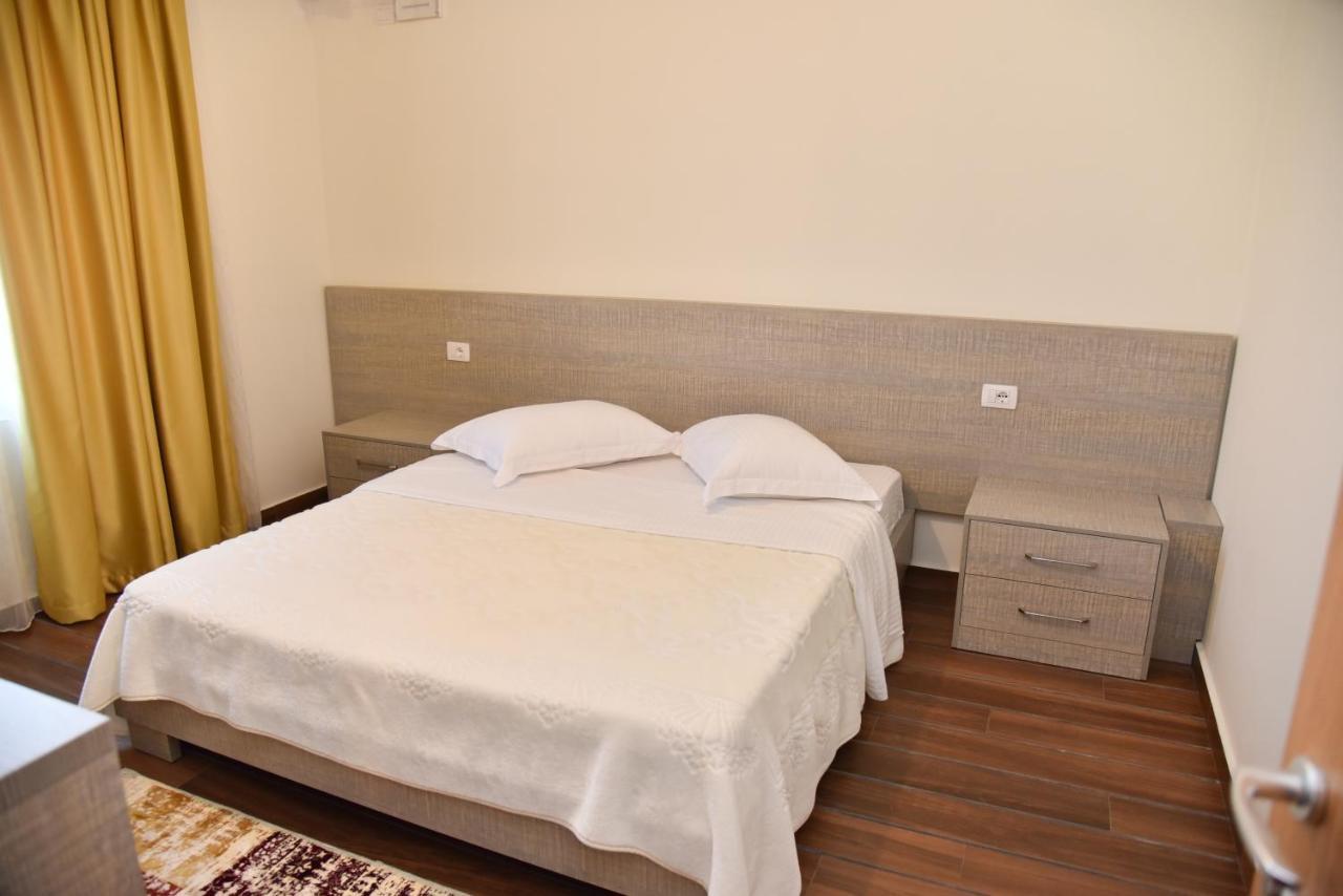 Hotel Imperiale Durrës Kültér fotó